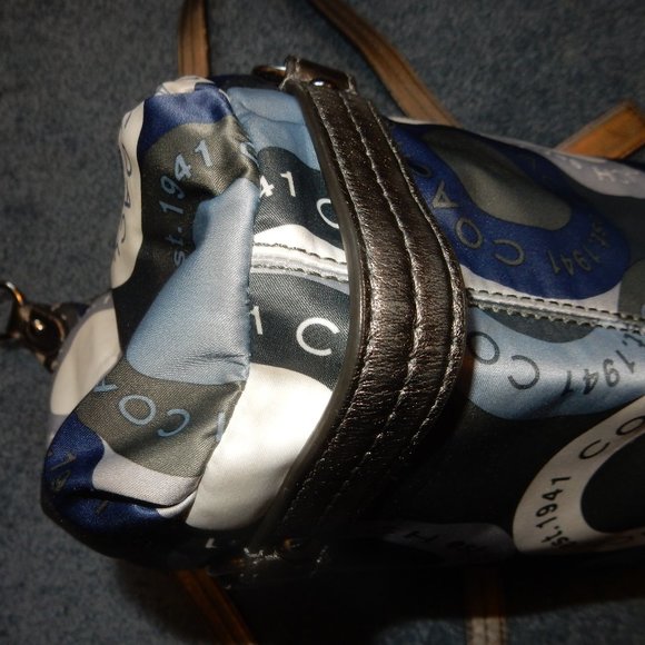 Coach tote - Picture 3 of 6